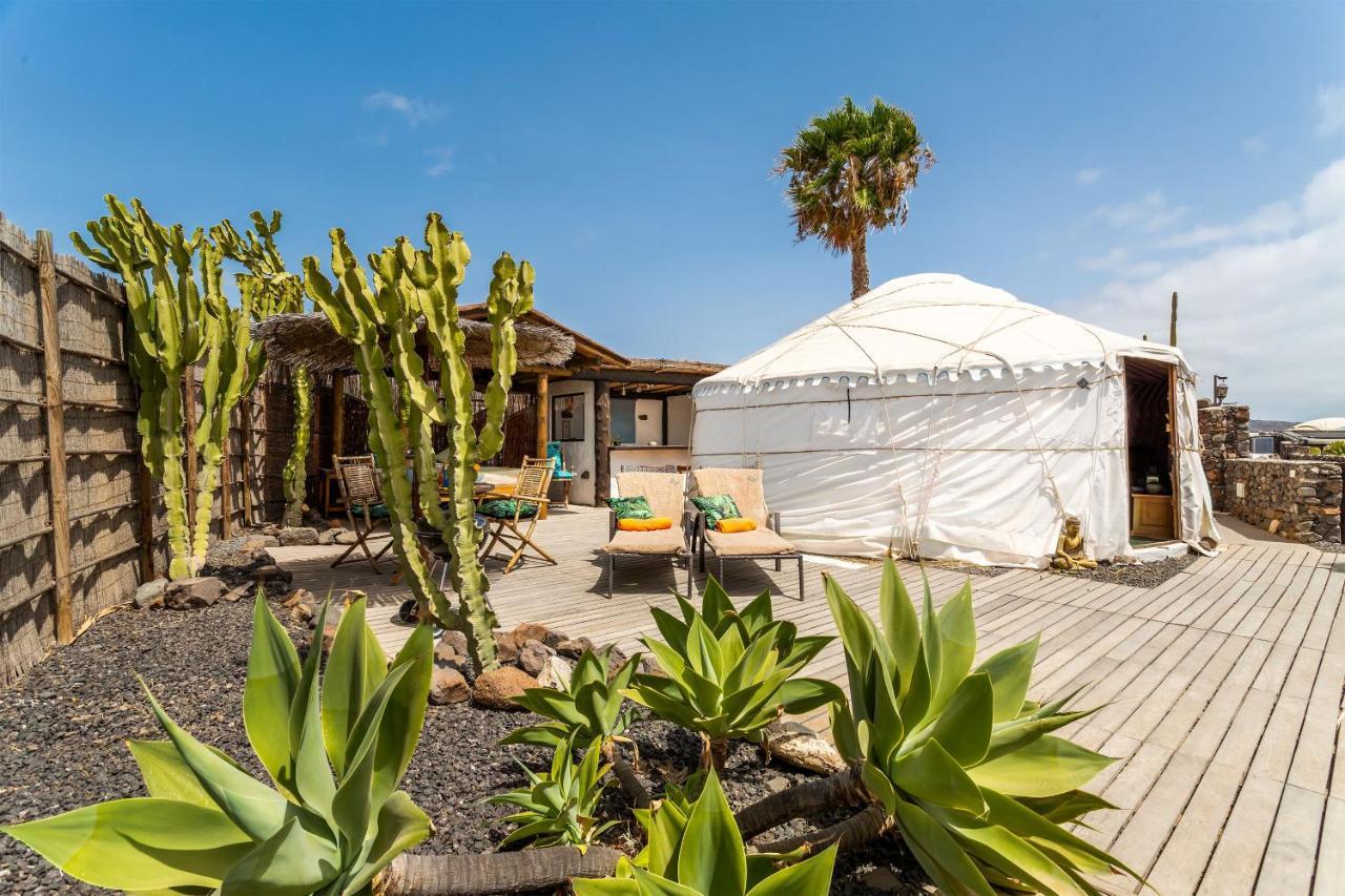 Finca De Arrieta Village - Yurts And Stone Cottages - Shared Pool - Walking Distance To Arrieta Beach - Eco Friendly Tabayesco Zewnętrze zdjęcie