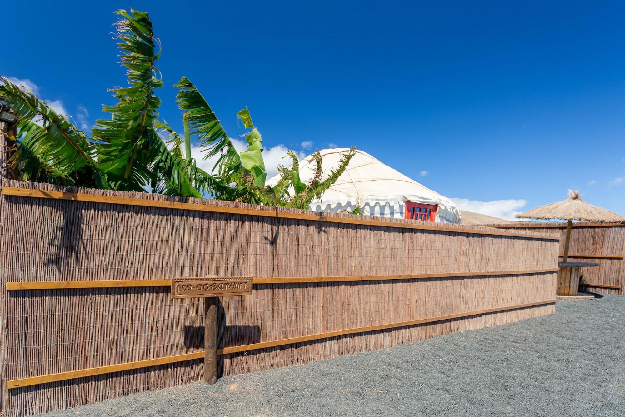 Finca De Arrieta Village - Yurts And Stone Cottages - Shared Pool - Walking Distance To Arrieta Beach - Eco Friendly Tabayesco Zewnętrze zdjęcie