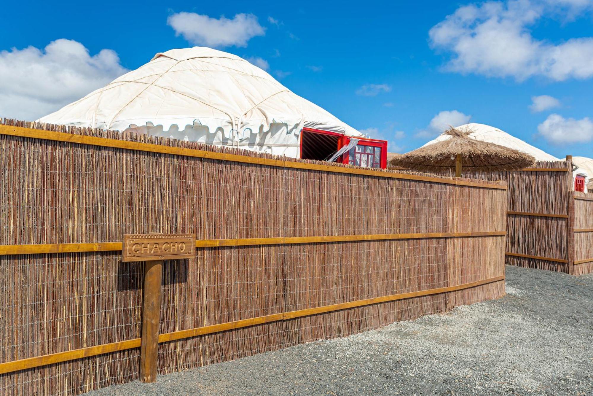 Finca De Arrieta Village - Yurts And Stone Cottages - Shared Pool - Walking Distance To Arrieta Beach - Eco Friendly Tabayesco Zewnętrze zdjęcie