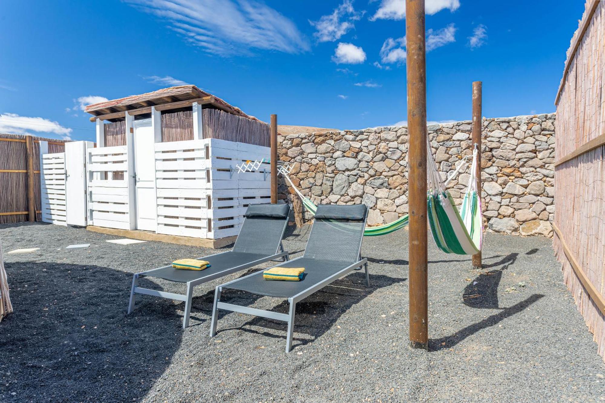 Finca De Arrieta Village - Yurts And Stone Cottages - Shared Pool - Walking Distance To Arrieta Beach - Eco Friendly Tabayesco Zewnętrze zdjęcie