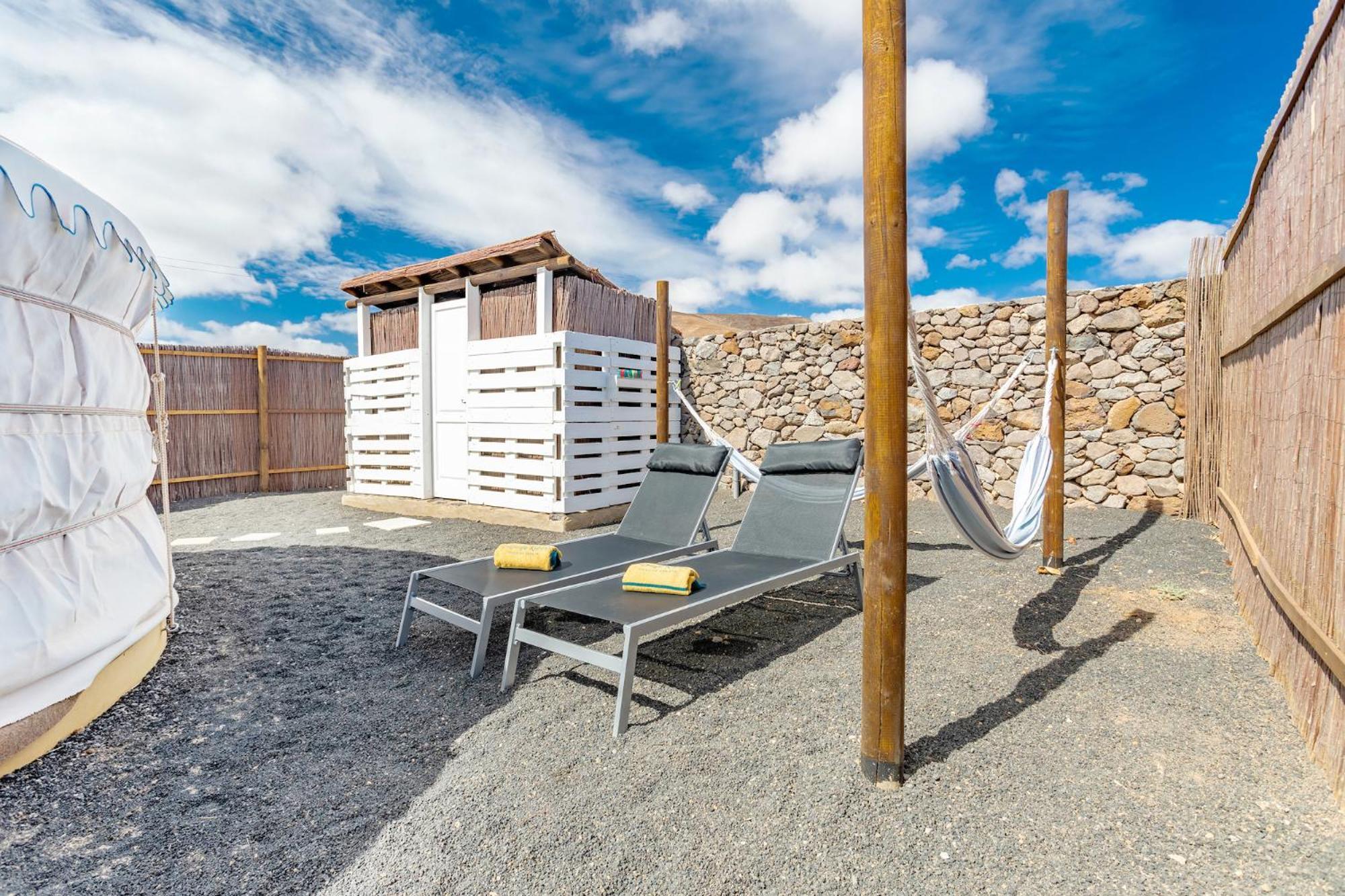 Finca De Arrieta Village - Yurts And Stone Cottages - Shared Pool - Walking Distance To Arrieta Beach - Eco Friendly Tabayesco Zewnętrze zdjęcie