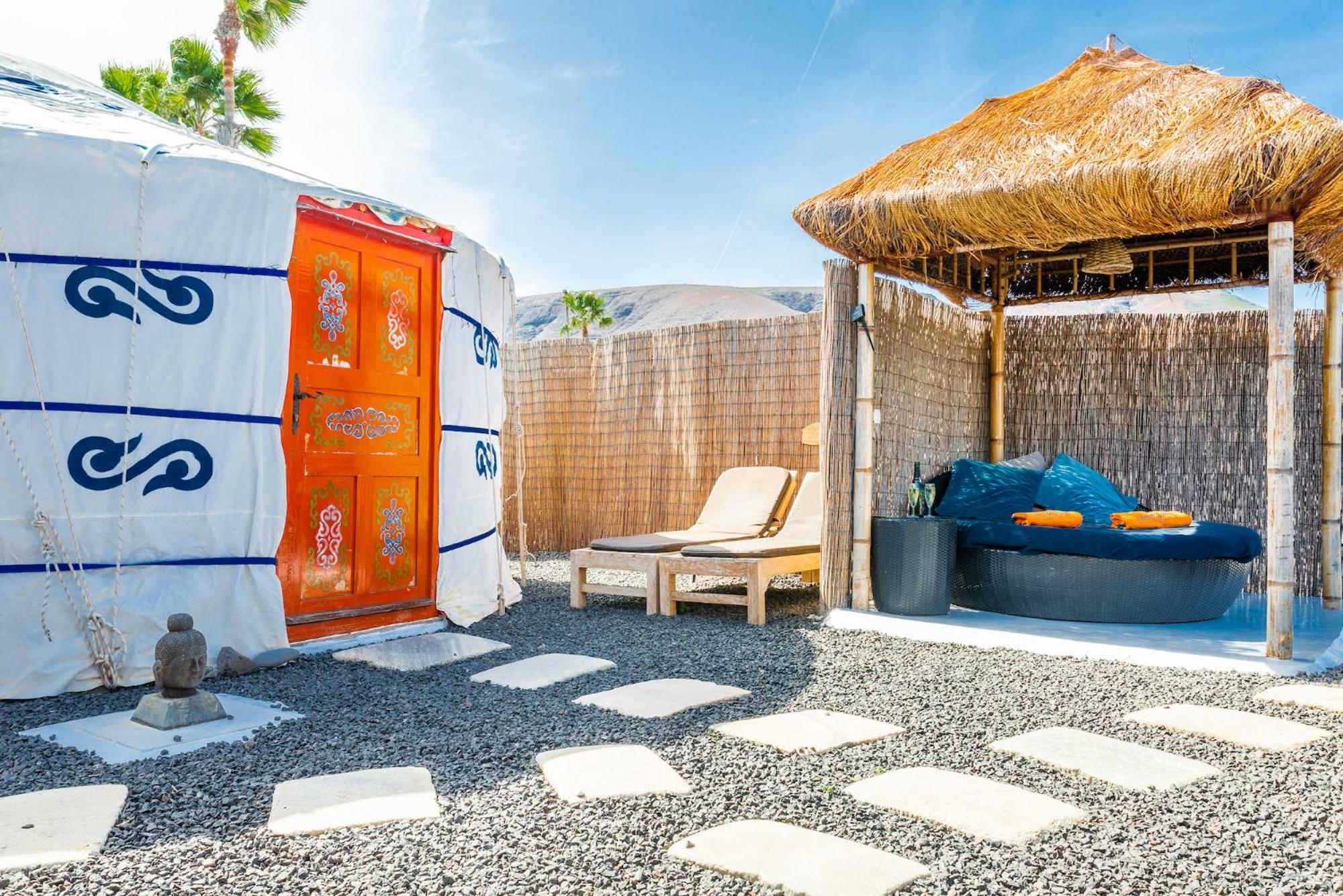Finca De Arrieta Village - Yurts And Stone Cottages - Shared Pool - Walking Distance To Arrieta Beach - Eco Friendly Tabayesco Zewnętrze zdjęcie