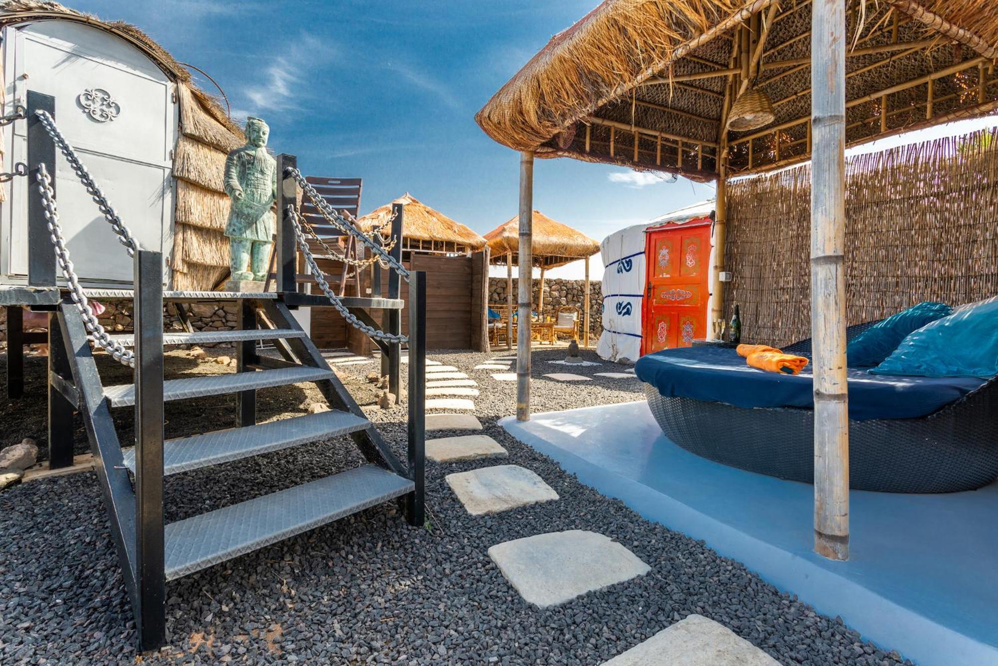 Finca De Arrieta Village - Yurts And Stone Cottages - Shared Pool - Walking Distance To Arrieta Beach - Eco Friendly Tabayesco Zewnętrze zdjęcie