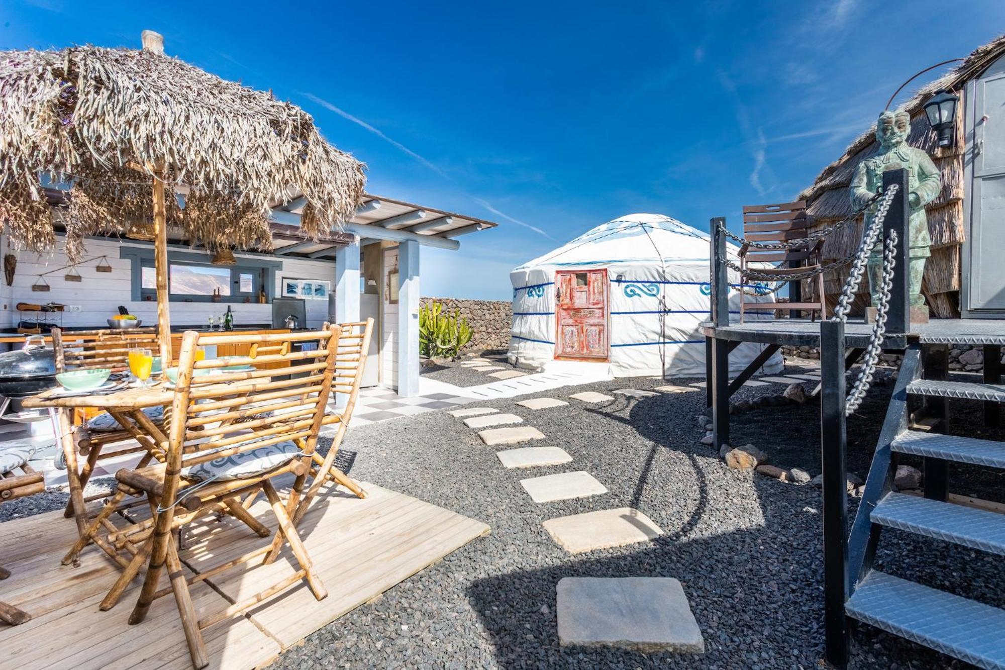 Finca De Arrieta Village - Yurts And Stone Cottages - Shared Pool - Walking Distance To Arrieta Beach - Eco Friendly Tabayesco Zewnętrze zdjęcie